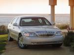 Lincoln Town Car 2003 года
